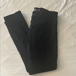 Hollister men’s Dark Skinny Jeans